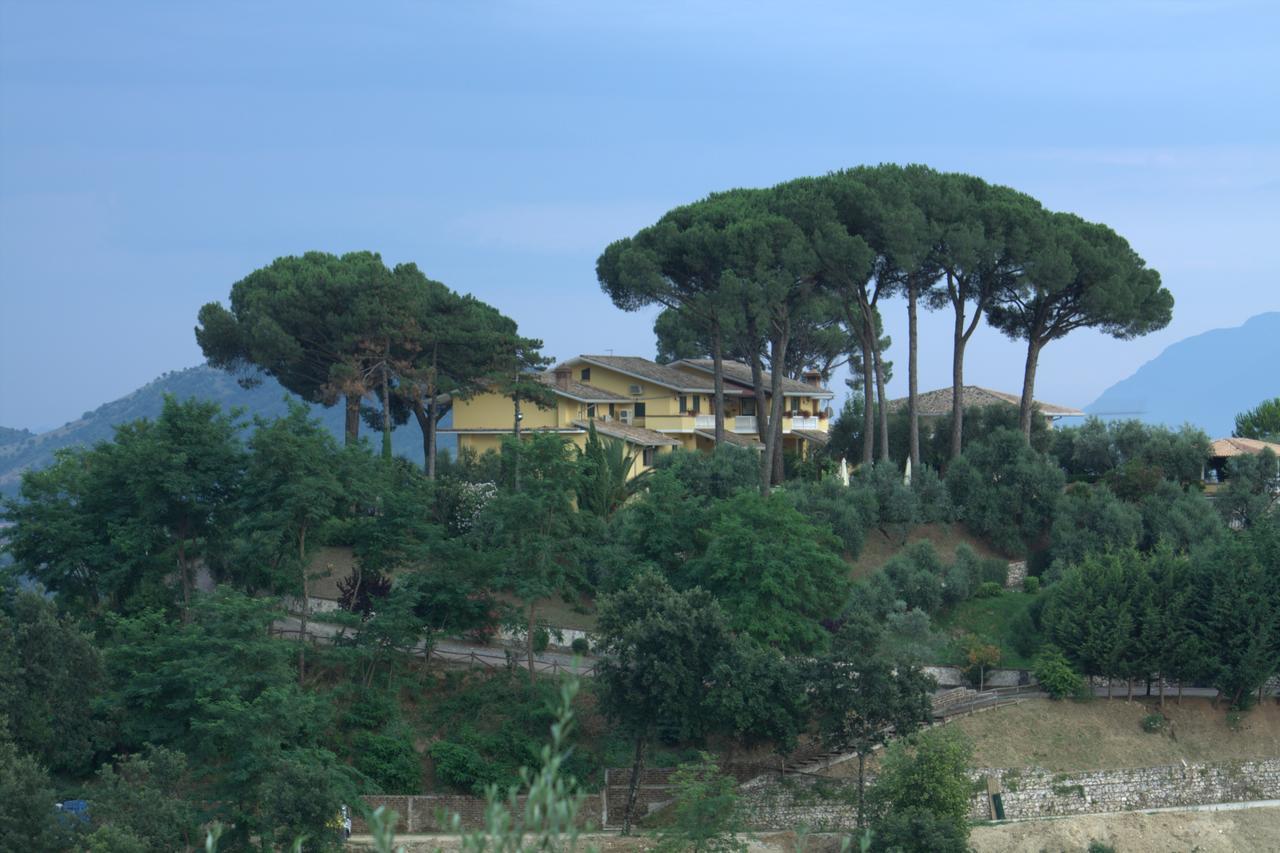 מונטה סן ג'ובאני קמפאנו Villa Del Colle מראה חיצוני תמונה