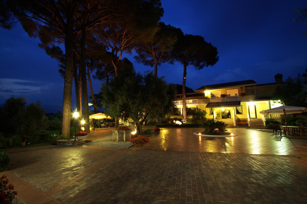 מונטה סן ג'ובאני קמפאנו Villa Del Colle מראה חיצוני תמונה