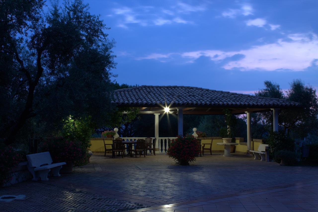 מונטה סן ג'ובאני קמפאנו Villa Del Colle מראה חיצוני תמונה